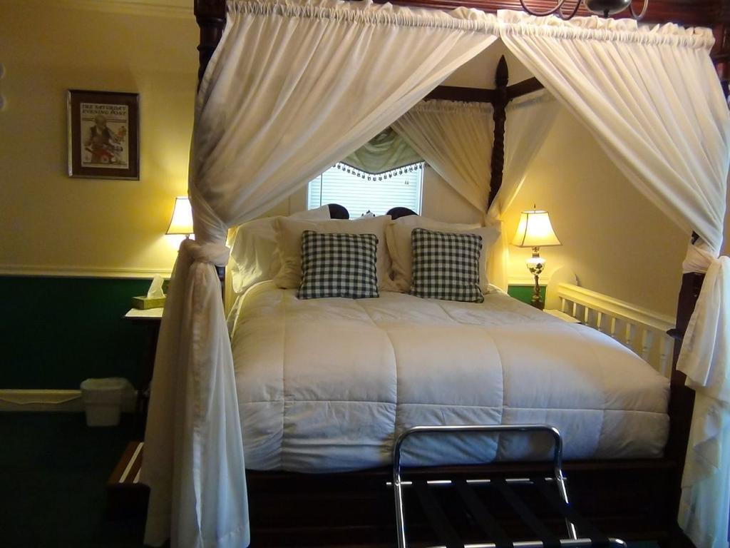 Buffalo Tavern Bed And Breakfast West Jefferson Szoba fotó